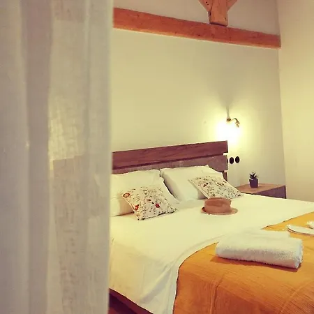Spiro's By Alegria Apartment *